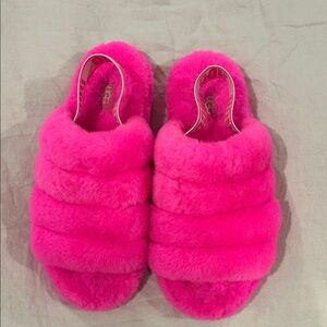 UGG Women's Vibrant Pink Fluffy Slippers